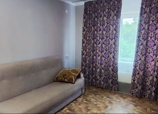 Сдаю в аренду 1-комнатную квартиру, 42 м2, Полысаево, улица Космонавтов, 39А