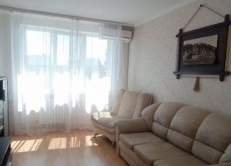 Сдаю в аренду двухкомнатную квартиру, 60 м2, Севастополь, проспект Октябрьской Революции, 67