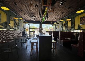 Продаю торговую площадь, 446 м2, Ставропольский край, улица Мира, 113