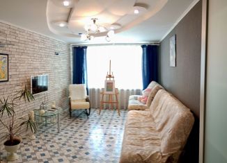 Продается трехкомнатная квартира, 61.3 м2, Воткинск, улица Степана Разина, 5