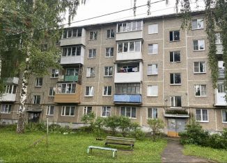 Продажа 3-ком. квартиры, 58 м2, Павлово, улица Чапаева, 54