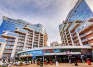 Сдаю в аренду 2-ком. квартиру, 82 м2, Геленджик, Крымская улица, 3к2