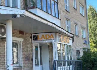 Продаю торговую площадь, 60 м2, Копейск, проспект Победы, 35