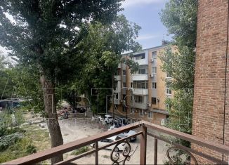 Продается 4-ком. квартира, 95 м2, Ростов-на-Дону, улица 14-я Линия, 78