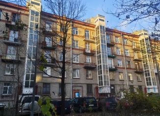 Продается 2-комнатная квартира, 54.5 м2, Санкт-Петербург, Удельный проспект, 31