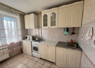 Сдается в аренду 3-комнатная квартира, 66.8 м2, Орёл, улица Матросова, 56