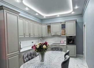 Продаю двухкомнатную квартиру, 84 м2, Чечня, улица Сайханова, 105А