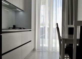 Сдам в аренду однокомнатную квартиру, 33 м2, Калининград, улица Маршала Новикова, 11, ЖК Орбита