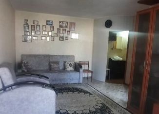 Продаю 2-комнатную квартиру, 41 м2, Копейск, улица Кожевникова, 13