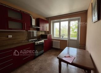 Продажа 2-комнатной квартиры, 54 м2, Азов, улица Ленина, 270