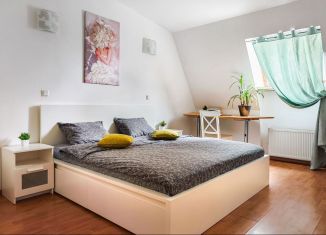 3-комнатная квартира в аренду, 100 м2, Санкт-Петербург, Пушкинская улица, 10