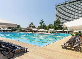 Продаю 2-комнатную квартиру, 77 м2, Сочи, Черноморская улица, 3