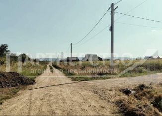 Земельный участок на продажу, 7 сот., поселок городского типа Ильский, Родниковая улица