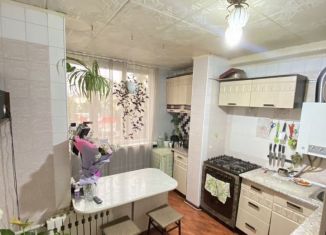 Продаю 2-ком. квартиру, 45 м2, Ессентуки, Октябрьская улица, 431