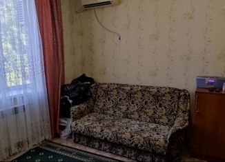 Продается 1-ком. квартира, 32 м2, Ялта, улица Руданского, 1