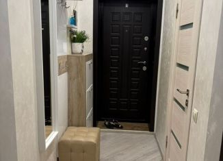 Сдаю двухкомнатную квартиру, 43 м2, Кропоткин, Коммунистическая улица, 13