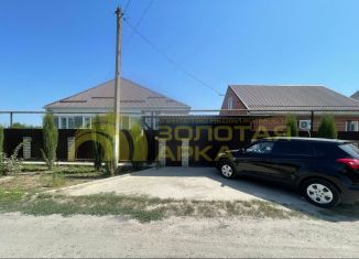 Продам дом, 100 м2, станица Старотитаровская, переулок Ильича