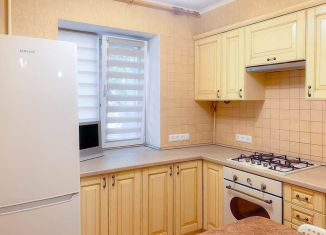 Продам 2-ком. квартиру, 41.6 м2, Краснодар, улица 2-я Пятилетка, 9, микрорайон Черемушки