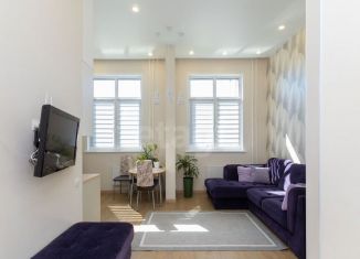 Продам двухкомнатную квартиру, 50 м2, Тюмень, улица Парада Победы, 17, ЖК Финский залив