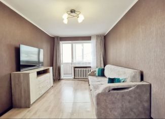 Продажа 3-ком. квартиры, 61.7 м2, Петропавловск-Камчатский, проспект Циолковского, 65, микрорайон Горизонт-Юг