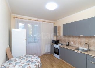 Продаю 1-ком. квартиру, 37.7 м2, Тюмень, улица Парада Победы, 9, ЖК Зелёный Мыс