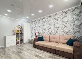 Продам 2-ком. квартиру, 48.7 м2, Октябрьский, проспект Ленина, 81