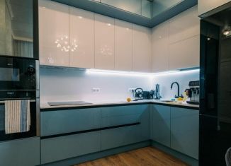 Продам 3-ком. квартиру, 93.7 м2, Краснодар, микрорайон Черемушки