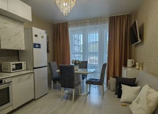 Продам 3-ком. квартиру, 96.5 м2, Туапсе, улица Портовиков, 39/2