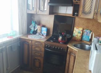 Трехкомнатная квартира на продажу, 62 м2, Родники, микрорайон Шагова, 11