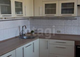 Продаю 3-комнатную квартиру, 67.2 м2, Кириши, проспект Героев, 26