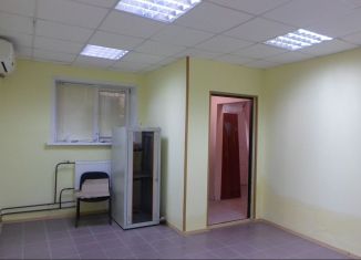 Продам помещение свободного назначения, 43 м2, Тверь, улица Хромова, 25