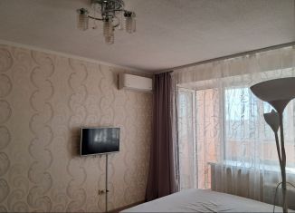 Сдаю однокомнатную квартиру, 33 м2, Нефтекамск, улица Карла Маркса, 8Г