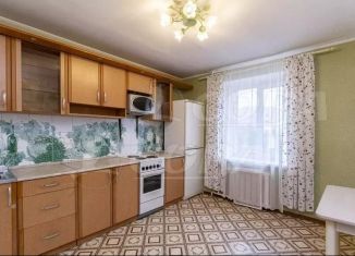 Продажа 1-комнатной квартиры, 35 м2, Тюмень, улица Республики, 248