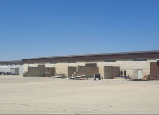 Сдается в аренду помещение свободного назначения, 962 м2, поселок городского типа Афипский, Краснодарская улица, 112Б