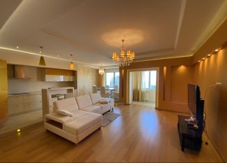 Сдача в аренду 3-ком. квартиры, 119 м2, Сочи, Кубанская улица, 12Б, микрорайон Центральный