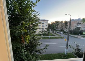 Сдача в аренду комнаты, 12 м2, Владимир, улица Усти-на-Лабе, 22, Фрунзенский район