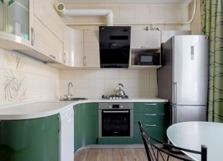 Продам трехкомнатную квартиру, 81.3 м2, Колпино, проспект Ленина, 40