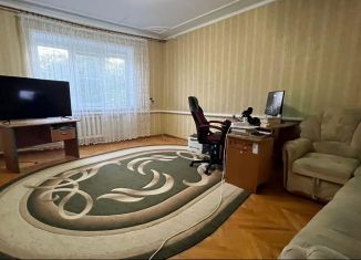 Продажа 3-ком. квартиры, 137.6 м2, Лабинск, Ладожская улица, 36