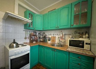 Продаю 2-ком. квартиру, 53.6 м2, Старый Оскол, микрорайон Королёва, 6