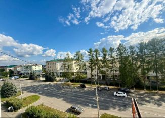 Однокомнатная квартира на продажу, 32.5 м2, Серов, улица Ленина, 165