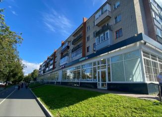 Продажа торговой площади, 1061 м2, Псков, улица Труда, 47