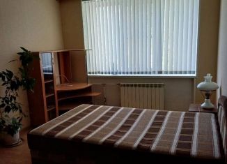 Сдаю в аренду 2-ком. квартиру, 40.7 м2, Волхов, Новгородская улица, 10