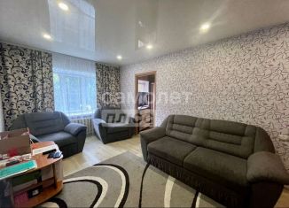 Двухкомнатная квартира на продажу, 43 м2, Серов, улица Железнодорожников, 26