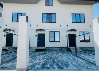 Продаю коттедж, 180 м2, Ставрополь, улица Южной Заставы, 27