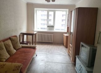 Продаю комнату, 16.8 м2, Тольятти, улица Победы, Центральный район