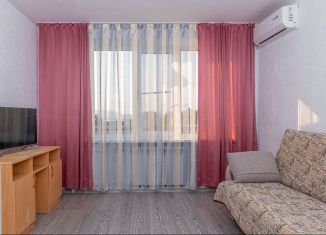 Сдам в аренду 2-ком. квартиру, 50 м2, Геленджик, улица Островского, 31