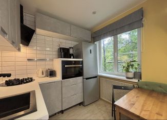 Продаю 2-ком. квартиру, 41.1 м2, Санкт-Петербург, шоссе Революции, 21к2, шоссе Революции