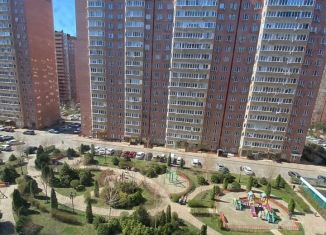 Сдается в аренду 1-комнатная квартира, 38 м2, Краснодар, улица им. Героя Сарабеева В.И., 5/4, микрорайон Панорама