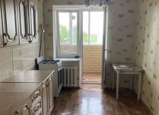 Сдача в аренду 1-комнатной квартиры, 45 м2, Туймазы, улица Пугачёва, 19Б