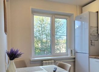 Продам 2-ком. квартиру, 47.6 м2, Северодвинск, улица Серго Орджоникидзе, 11